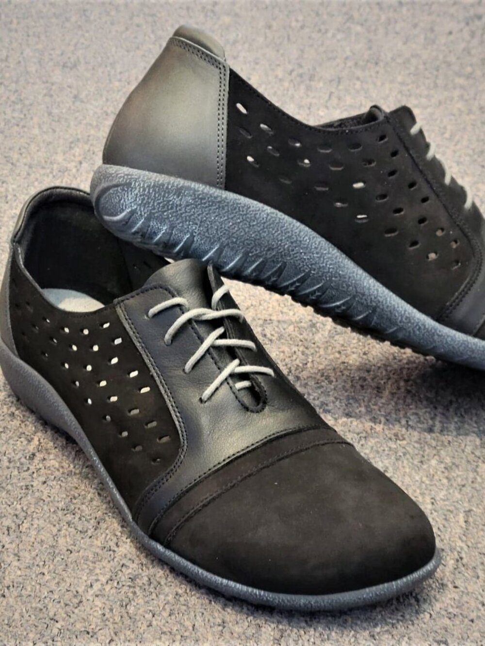NAOT LALO Comfort Shoes Black Suede Leather Lace Up EU41 US 10